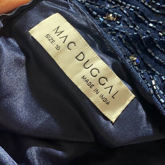 NWT $598 High Neck Cape Dress Mac Duggal Size 10 - Picture 6 of 6